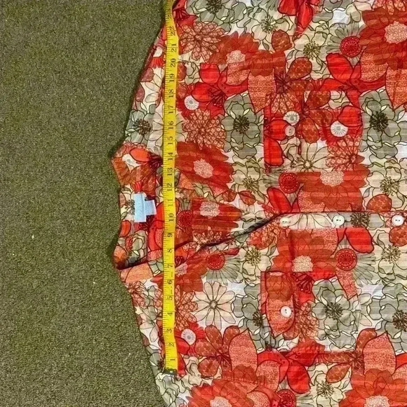 Liz & Me Plus Size Tops Button Down Floral with Front Pockets 5XL - Picture 7 of 9